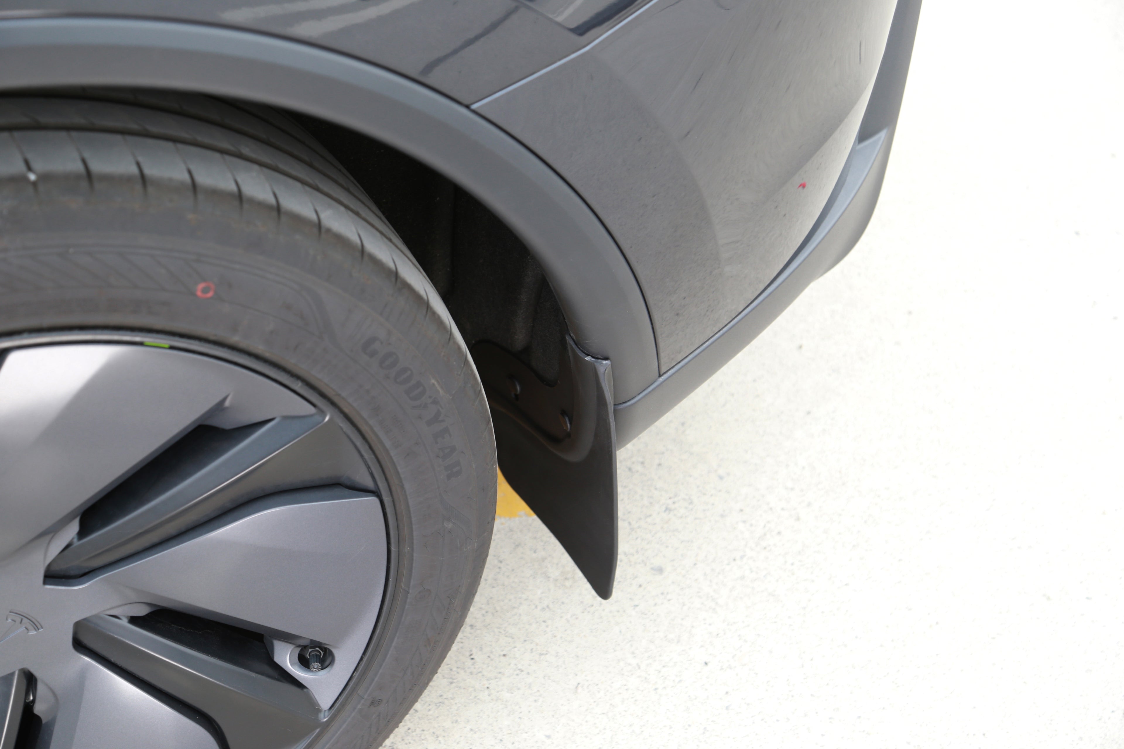 Splash Guard (komplett sett) Tesla Model y Juniper