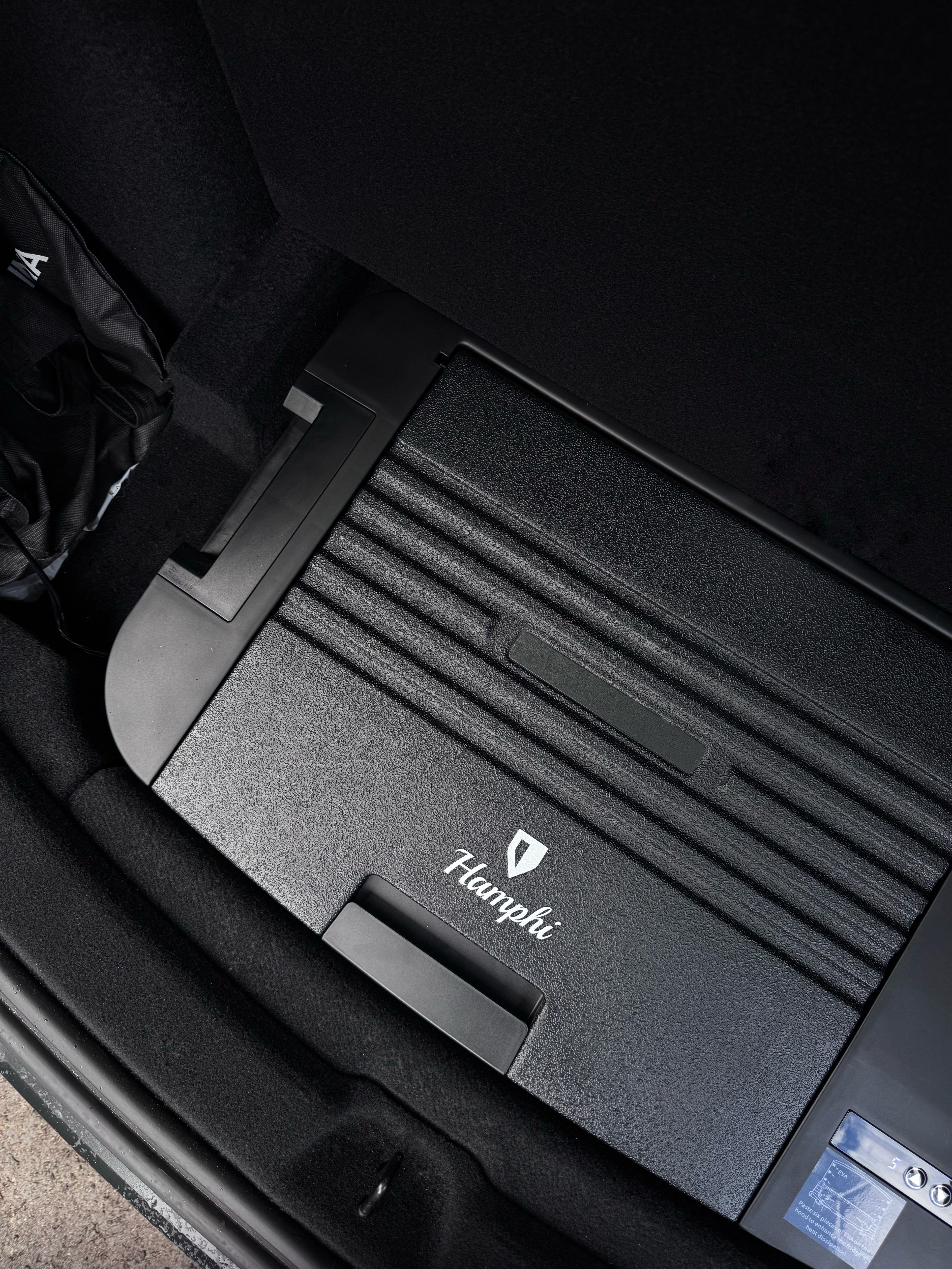 Kylbox / Frys Tesla Model Y 35L (12V + 230V)