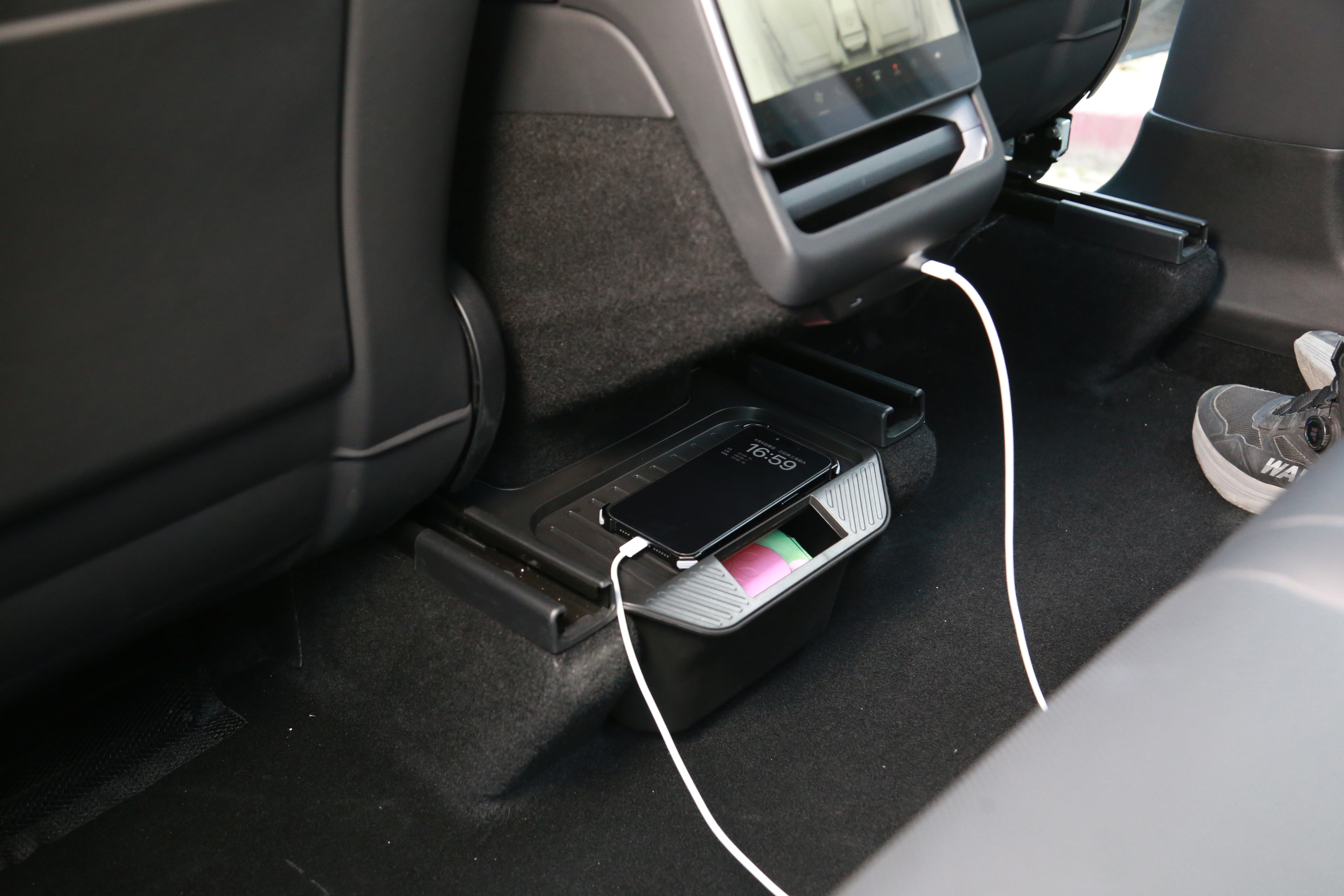 Rear seat storage box with lid Tesla Model Y Juniper