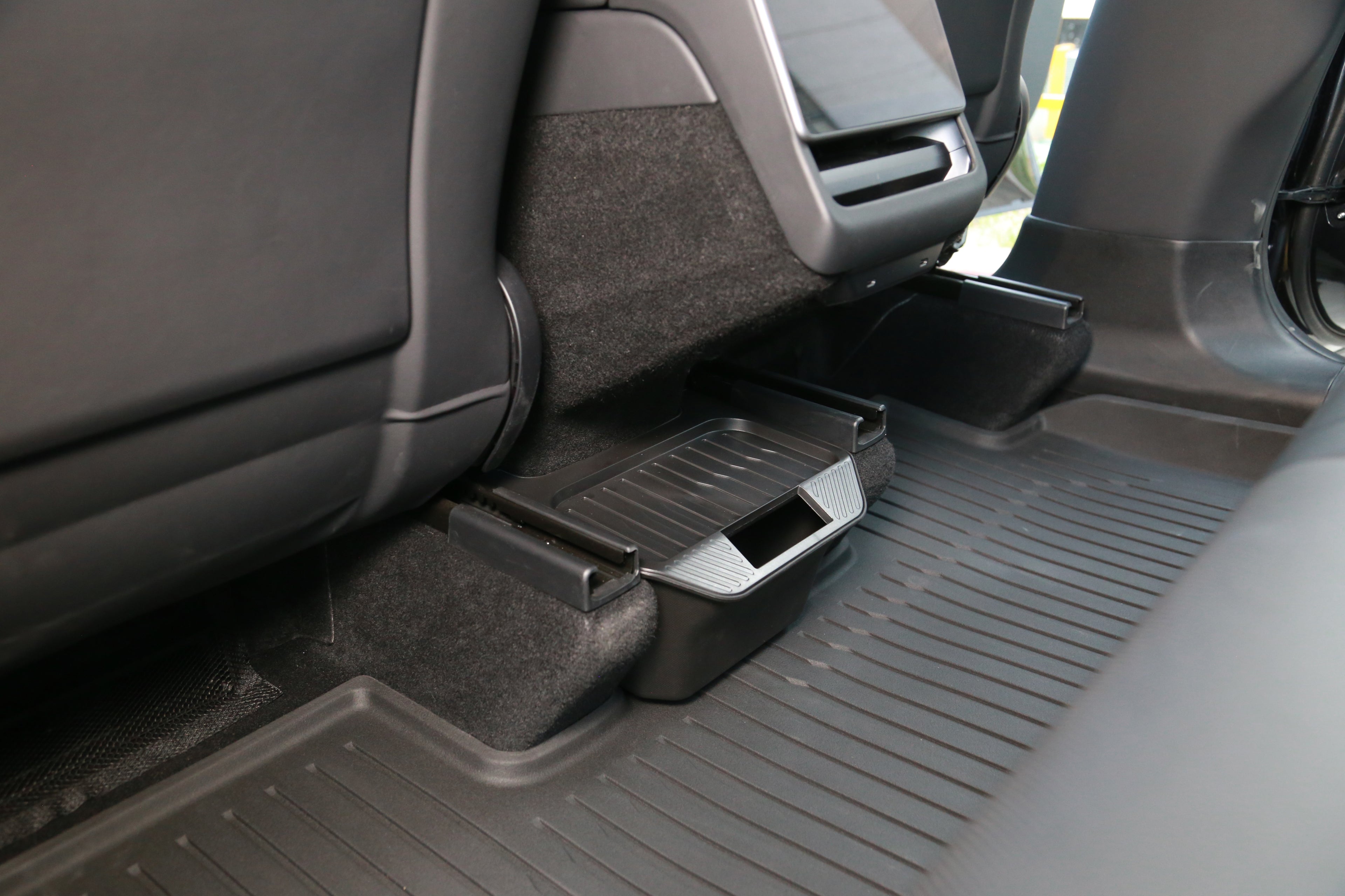 Rear seat storage box with lid Tesla Model Y Juniper