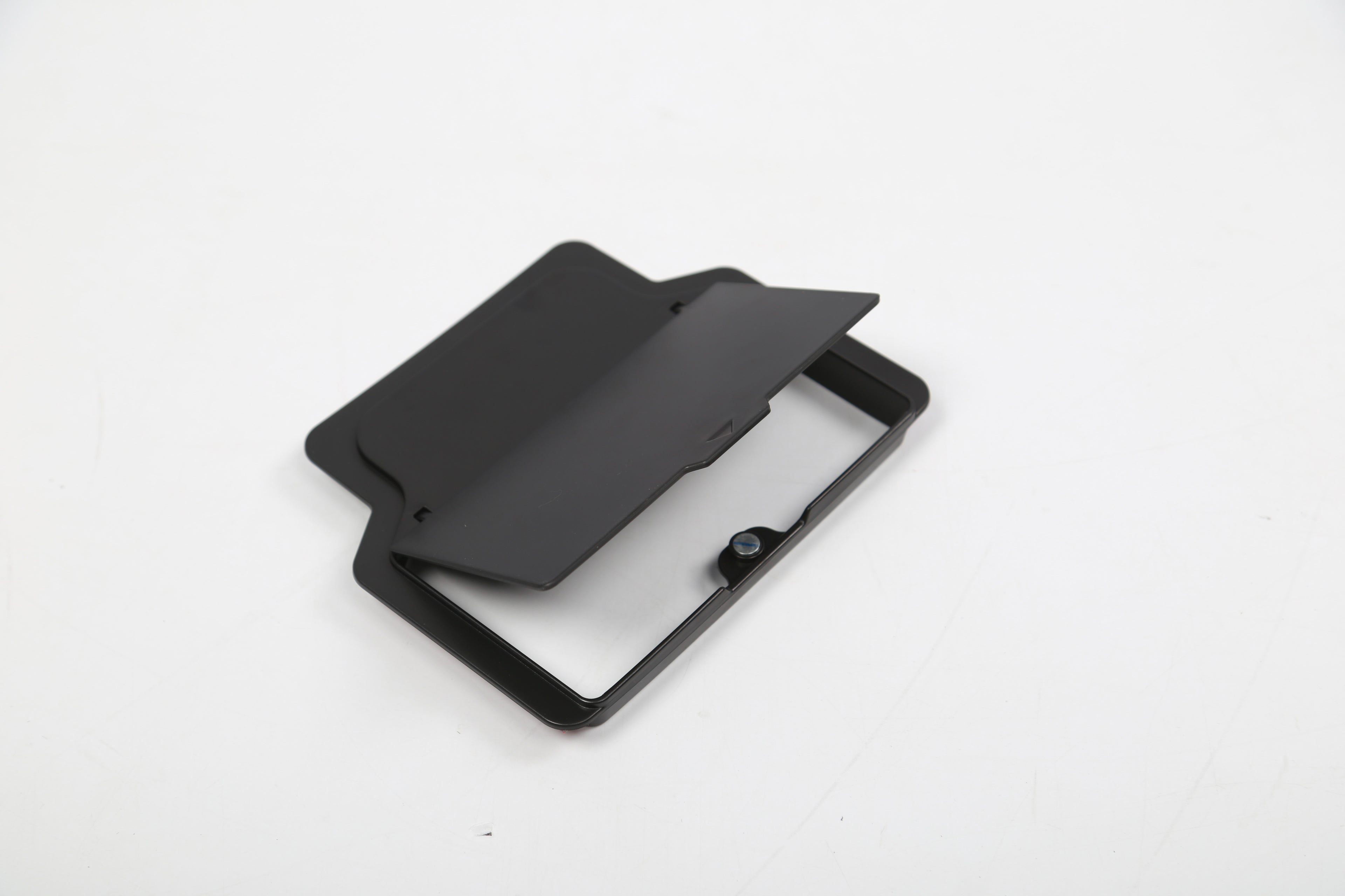 Gömd förvaringslåda i armstödet Tesla Model Y Juniper