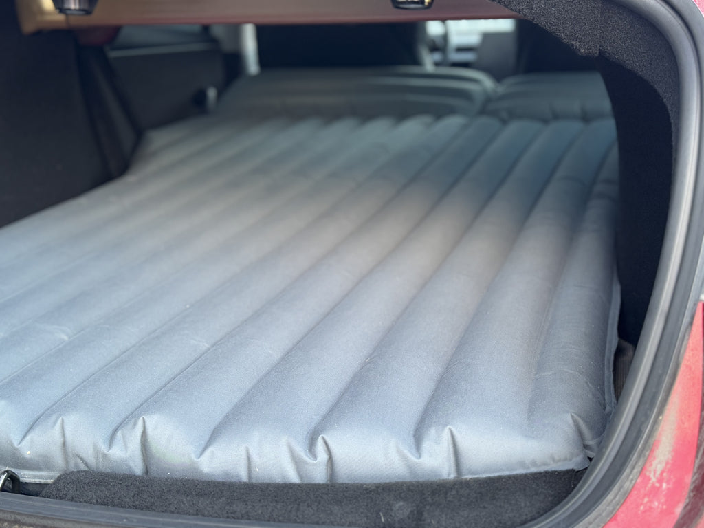 Luftmadrass med Pump Tesla Model S, 3 & Y