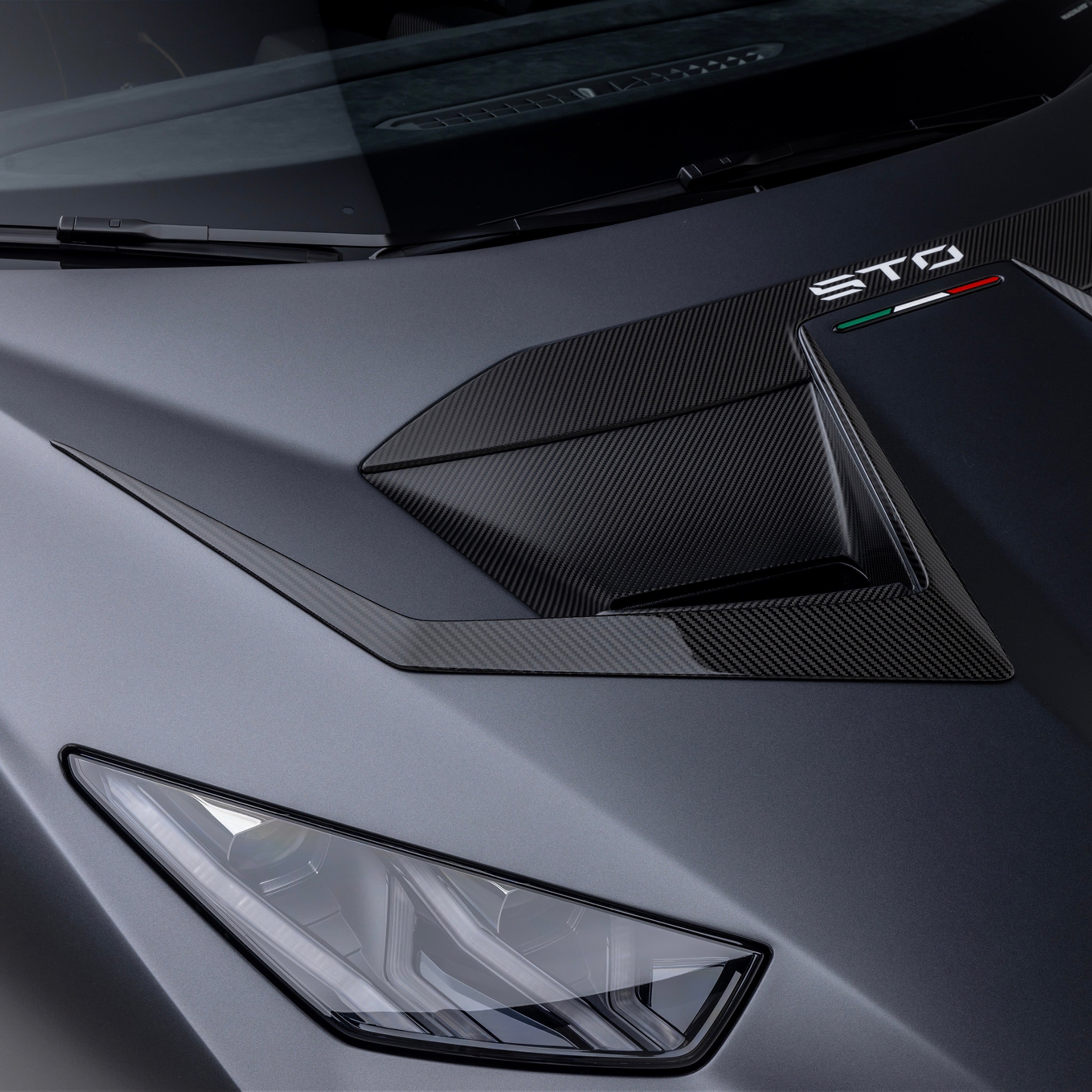 Huracan STO Aero Hood Ducts Carbon Fiber - Vorsteiner Wheels Wheels  - Aero - [tags]