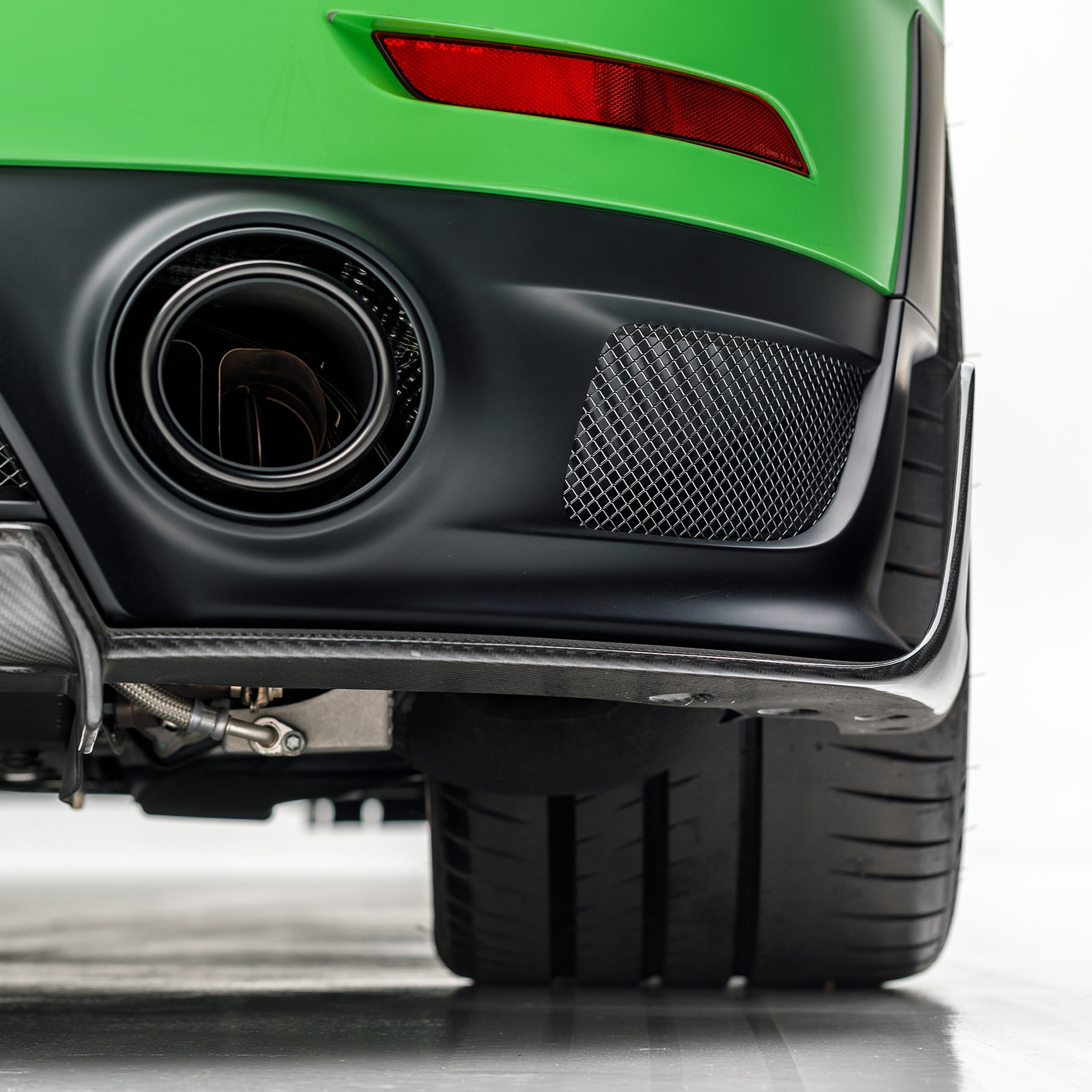 Porsche 991.2 911 GT2RS EVO Aero Rear Diffuser - Vorsteiner Wheels Wheels