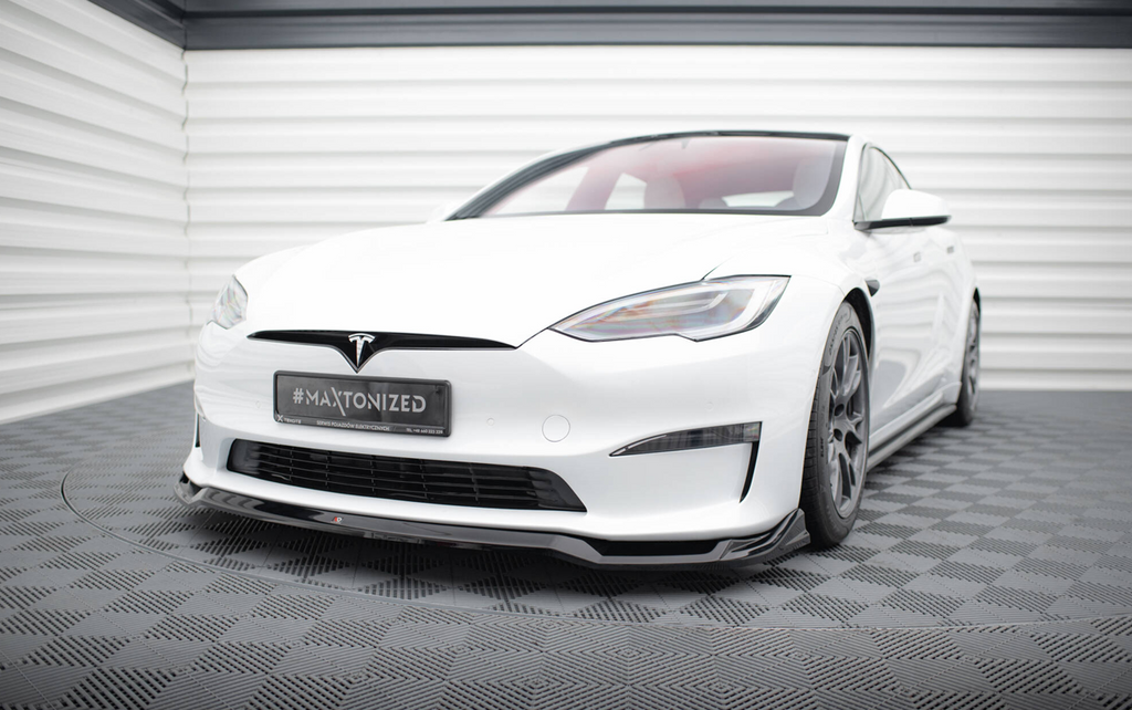 Front Splitter V.2 Maxton Design Tesla Model S 2021+