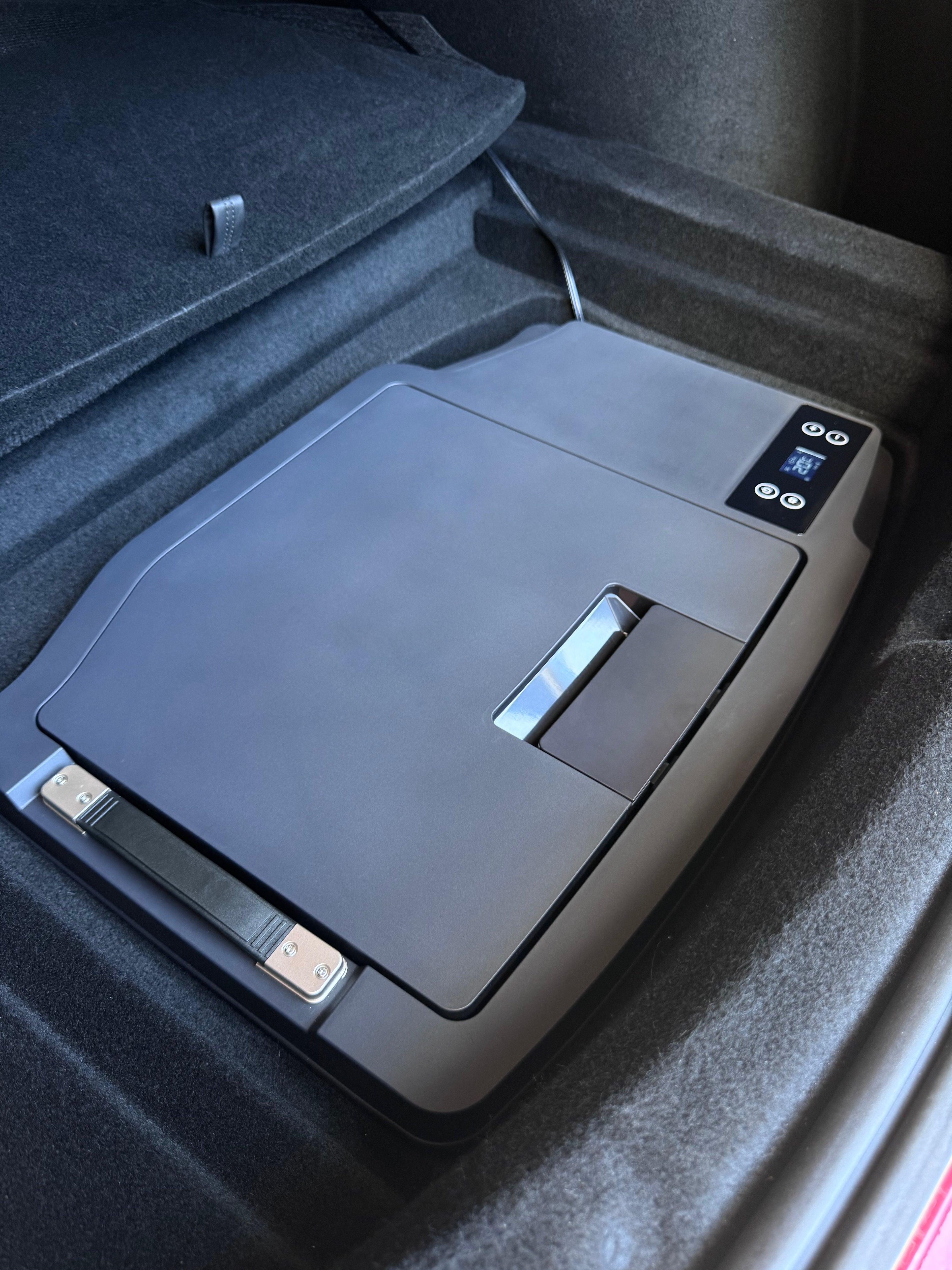Kylbox Tesla Model 3