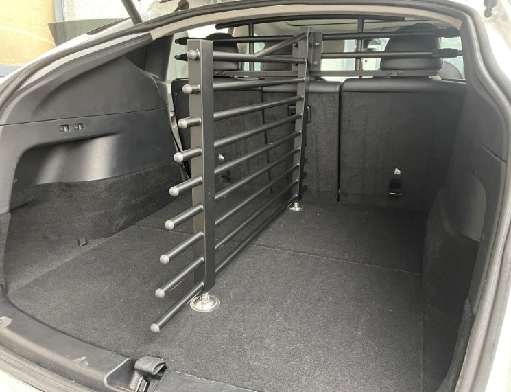 Bagagerumsgitter / Bagagerumsbeskyttelse med tilvalg Lastdeler Tesla Model Y - Hundegitter