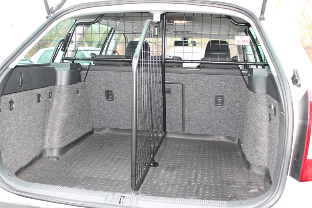 Lastskydd / Lastgaller med Tillval Fördelare Skoda Octavia Estate 2004-2013