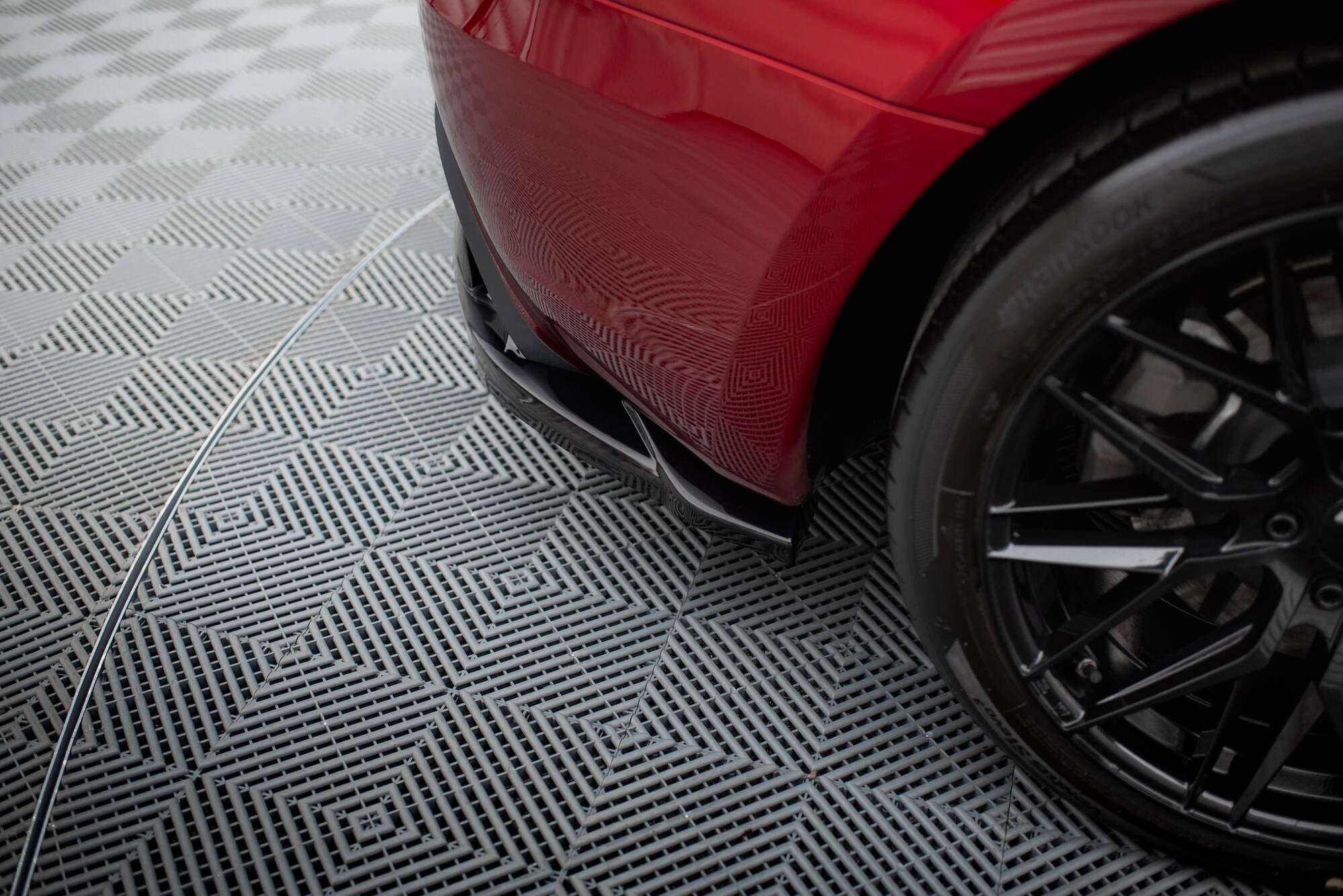 Bakre Splitter V2 Maxton Design Tesla Model 3 Highland