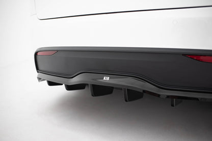 Central Rear Splitter V.2 Maxton Design Tesla Model X