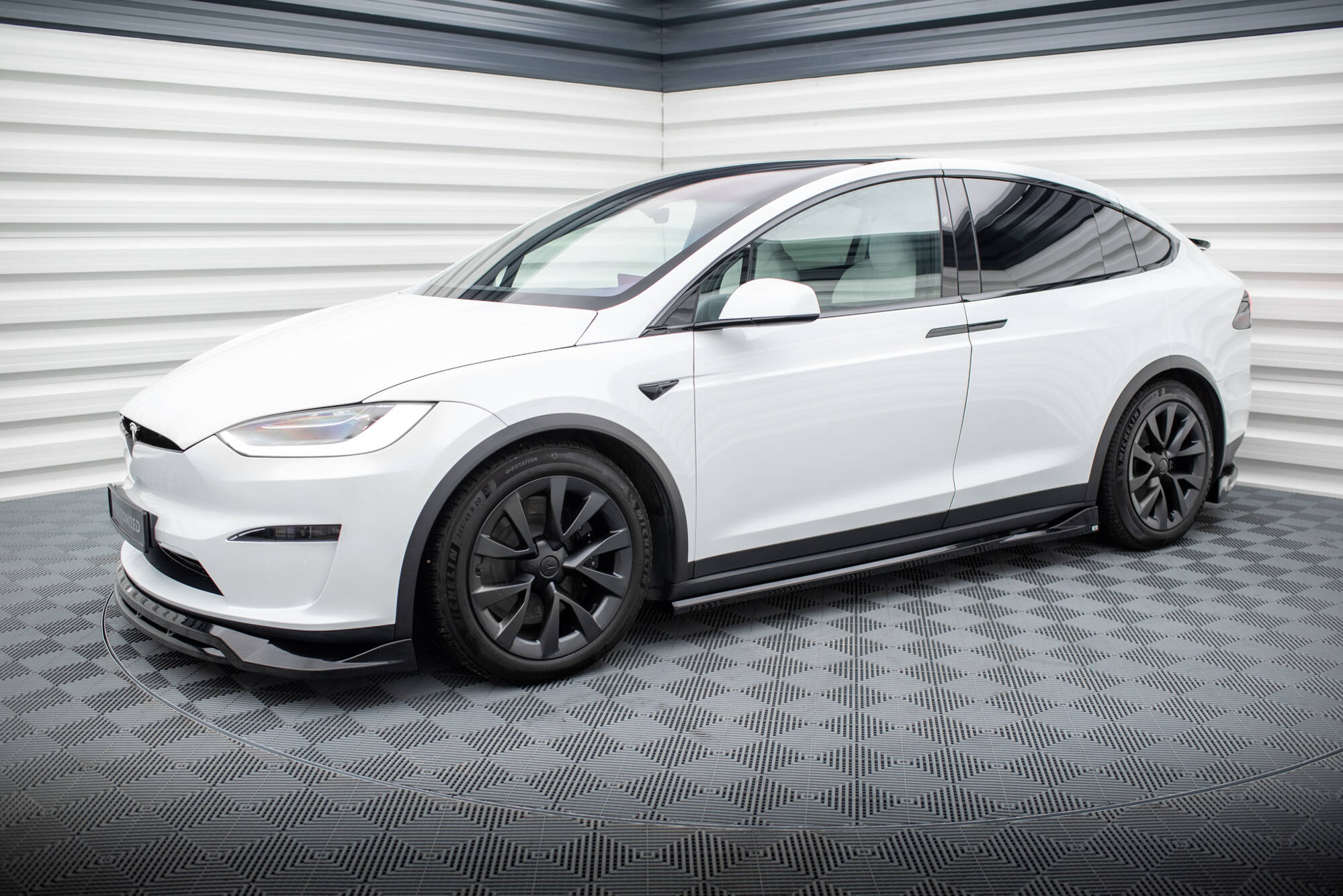 Sidokjol Diffuser Maxton Design Tesla Model X