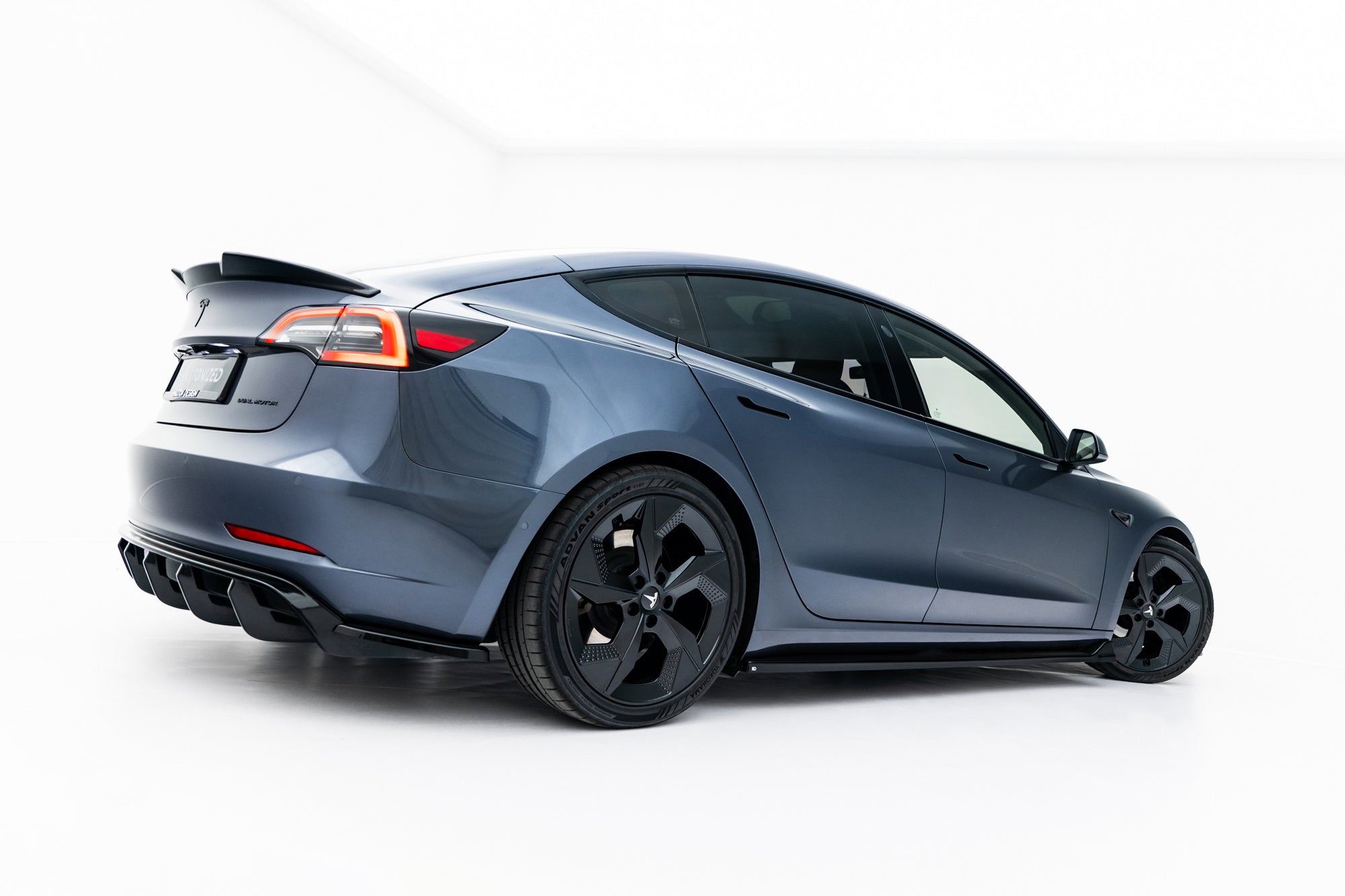 Sideskørt V2 Maxton Design Tesla Model 3