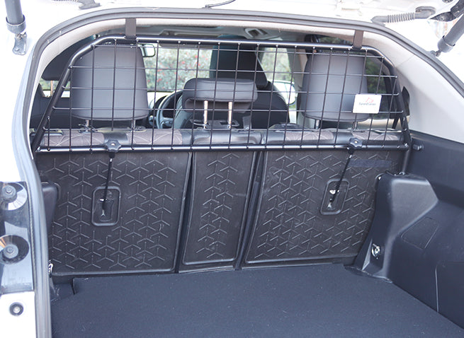 Lastskydd / Lastgaller med Tillval Fördelare Toyota Yaris Cross