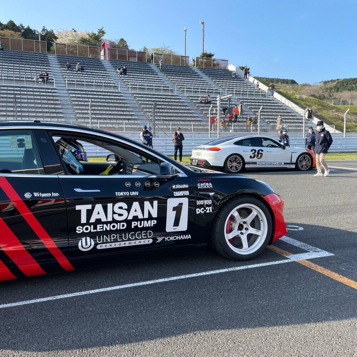 Unplugged Performance - Model 3/Y race fjädringsset