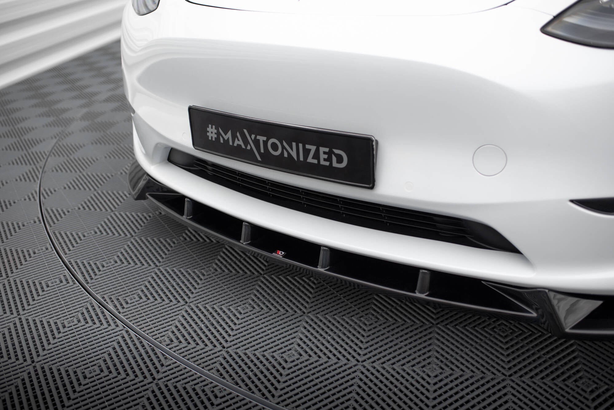 Front Lip V1 Maxton Design Tesla Model Y