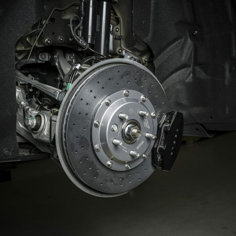 Superlight Rear Large-Sweep Carbon Ceramic Rotor + Pad Kit Unplugged Performance Model S/X 2021+