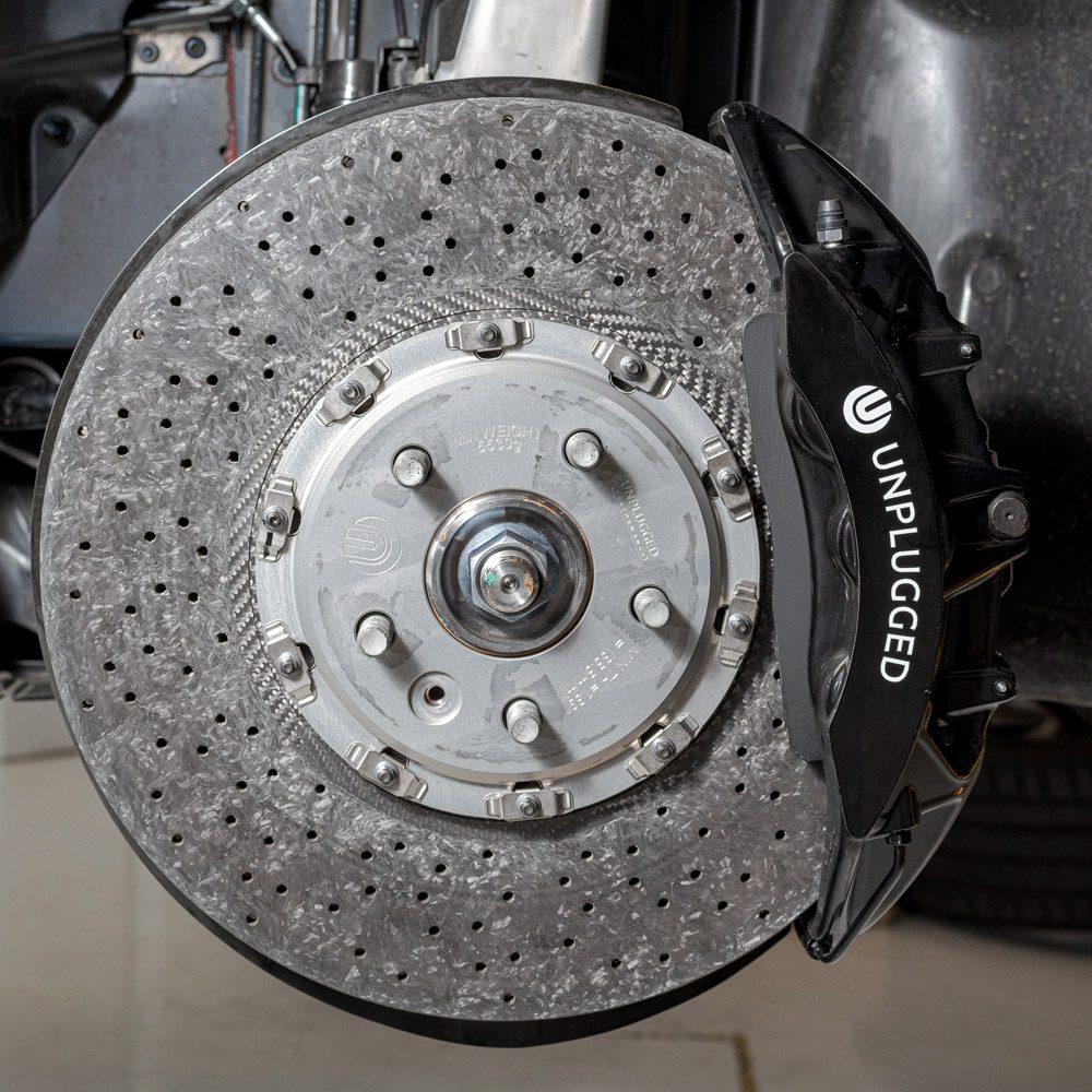 Superlight Ceramic Front BBK Unplugged Performance Tesla Model S 2021+