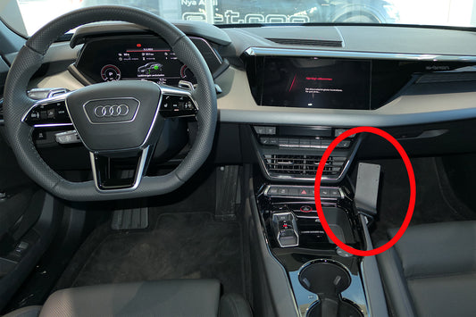 Brodit - Audi e-tron GT matkapuhelimen pidike.
