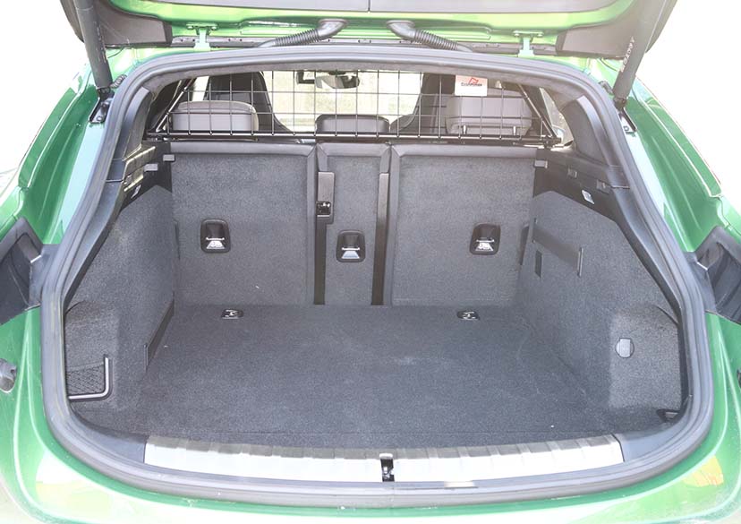 Lastskydd / Lastgaller med Tillval Fördelare Porsche Taycan Cross Turismo