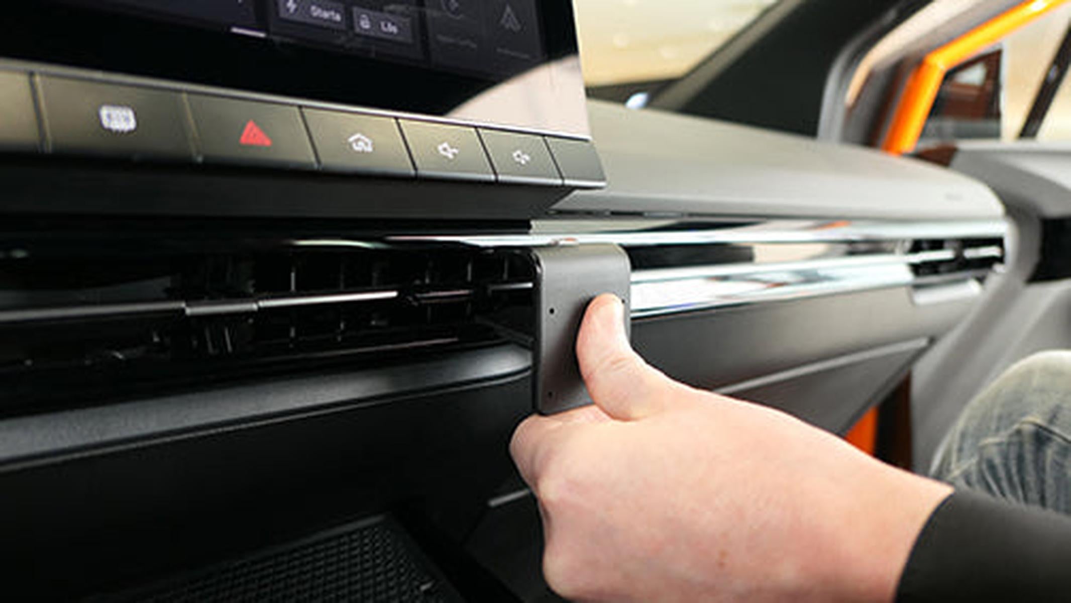 Mobilhållare Brodit MG 4 Electric