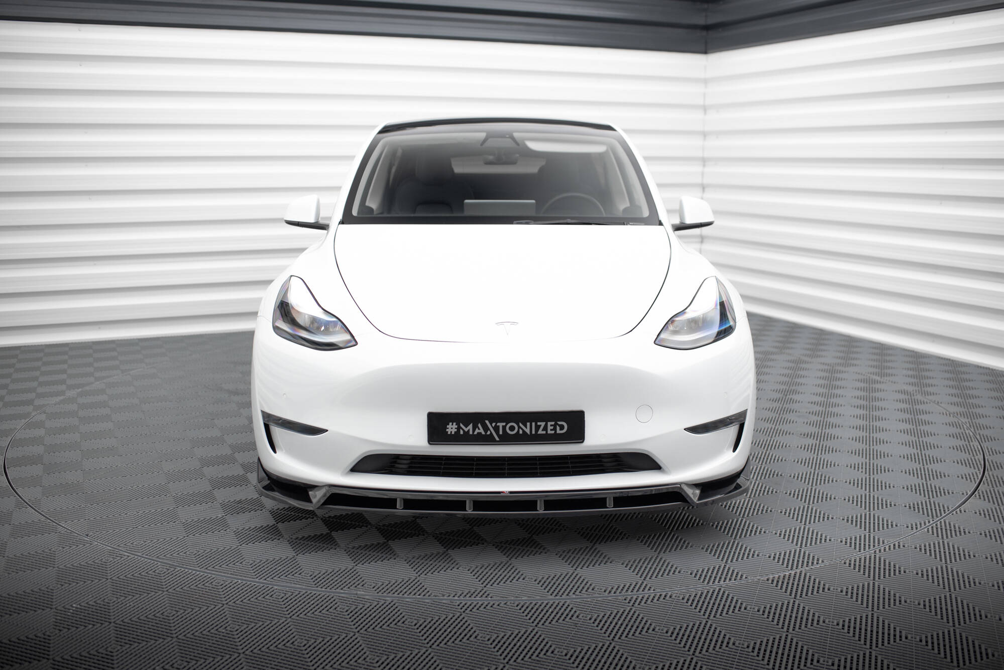Front Lip V2 Maxton Design Tesla Model Y