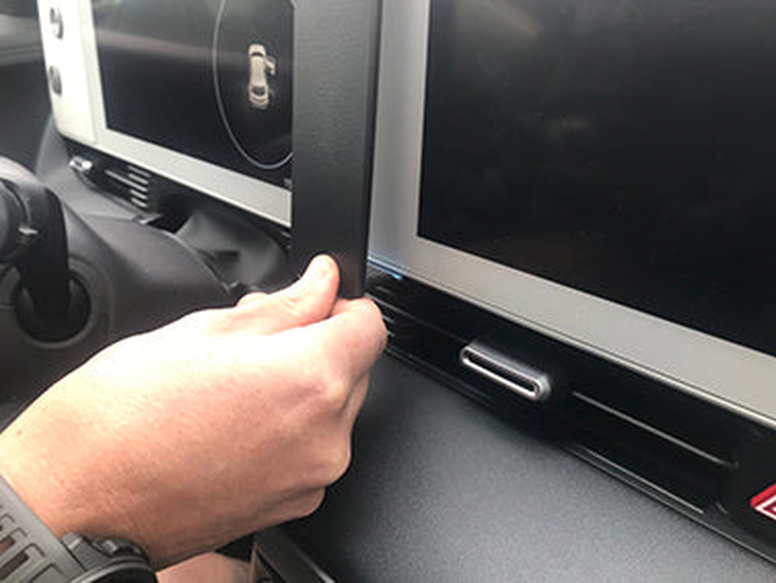 Mobilhållare Brodit Hyundai Ioniq 5