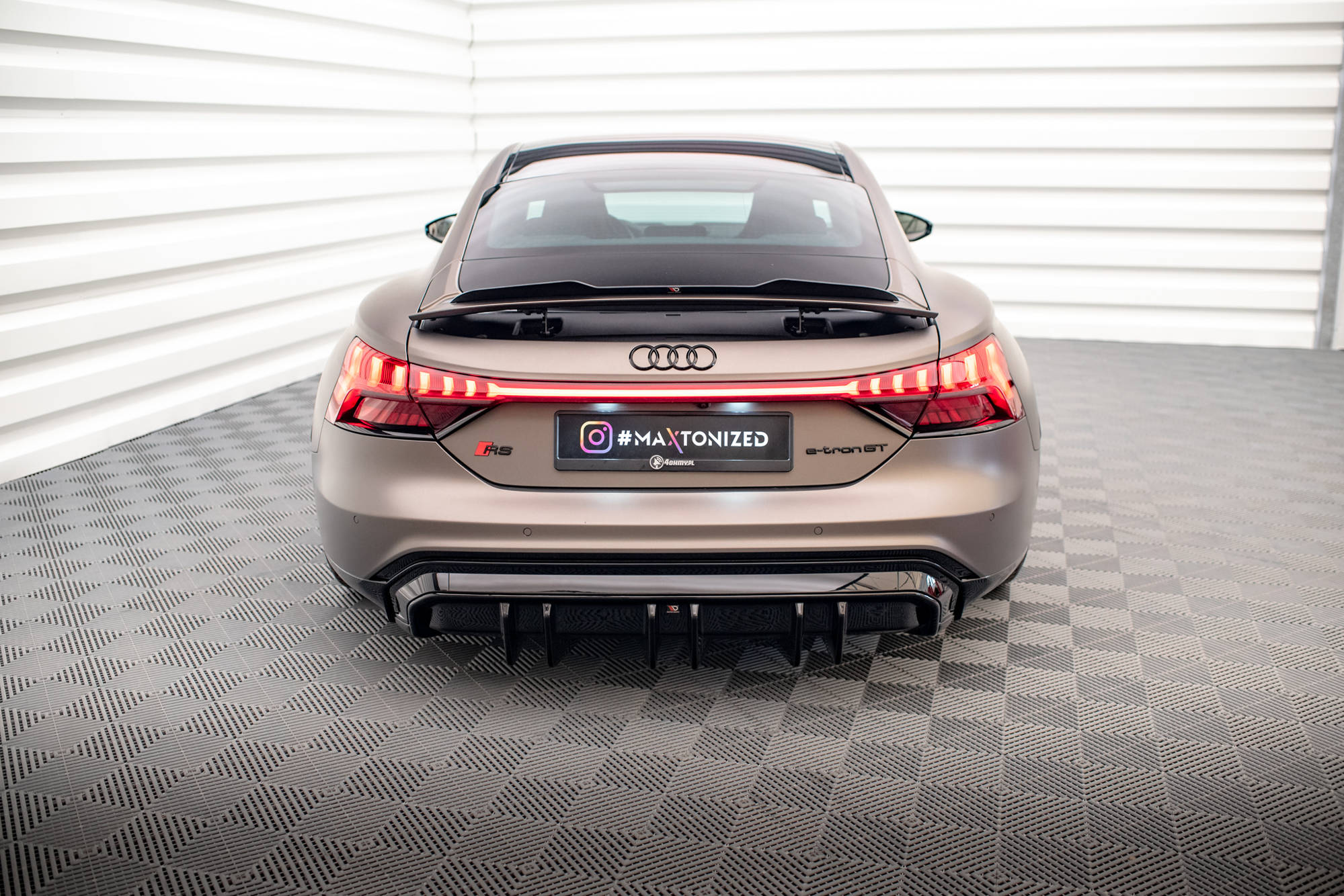 Rear Valance Maxton Design Audi e-tron GT