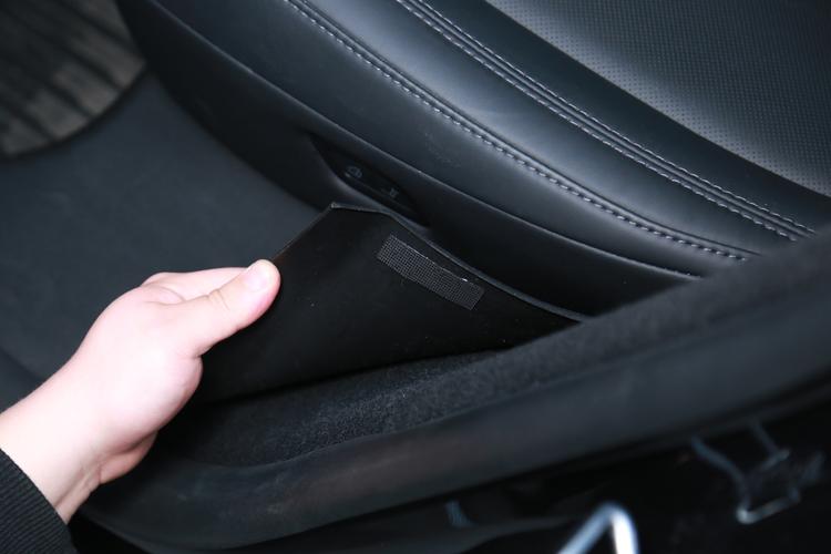 Instegsskydd Tesla Model Y Juniper