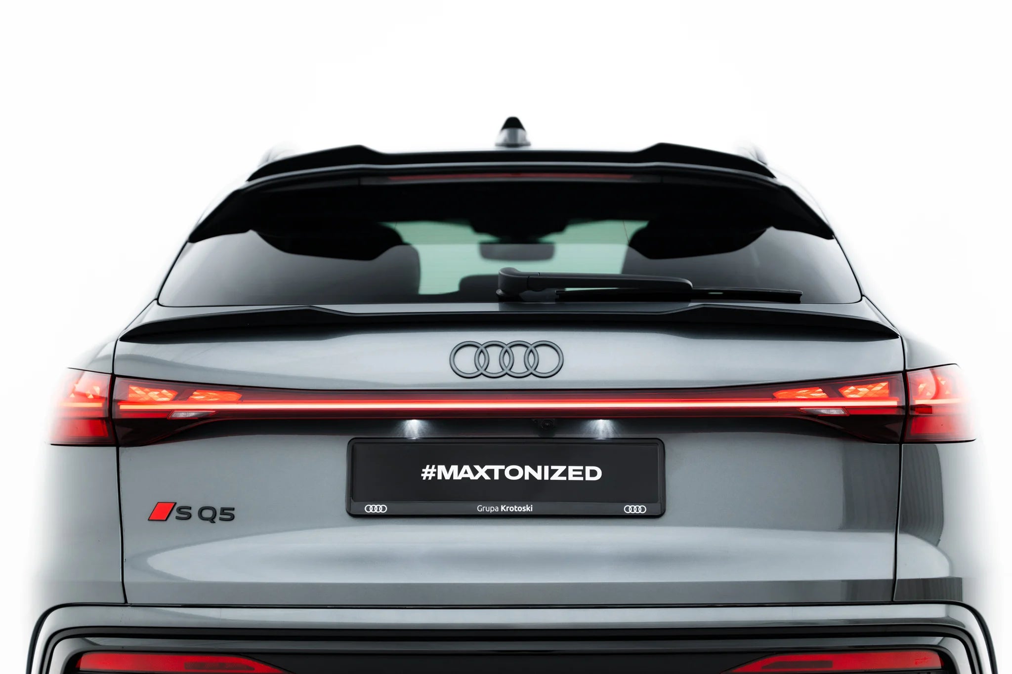 Bottom spoiler cap audi sq5 / q5 s-line sportback mk3