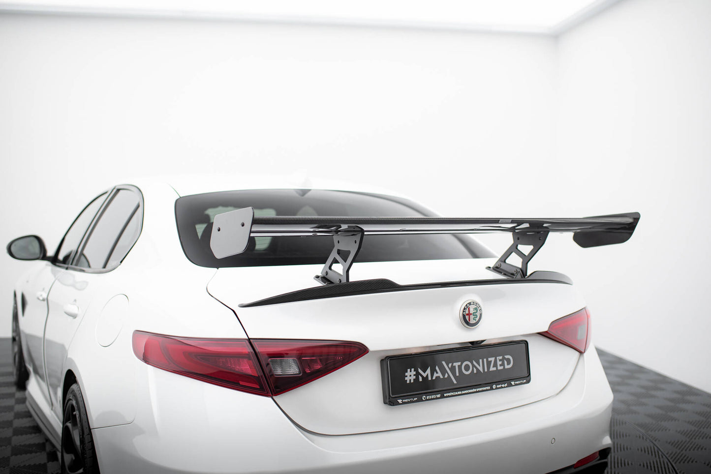 Carbon spoiler alfa romeo giulia quadrifoglio