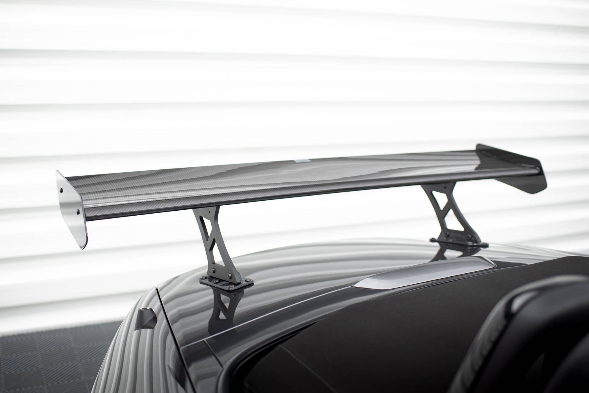 Carbon spoiler jdm style + led mazda mx-5 nd (mk4)