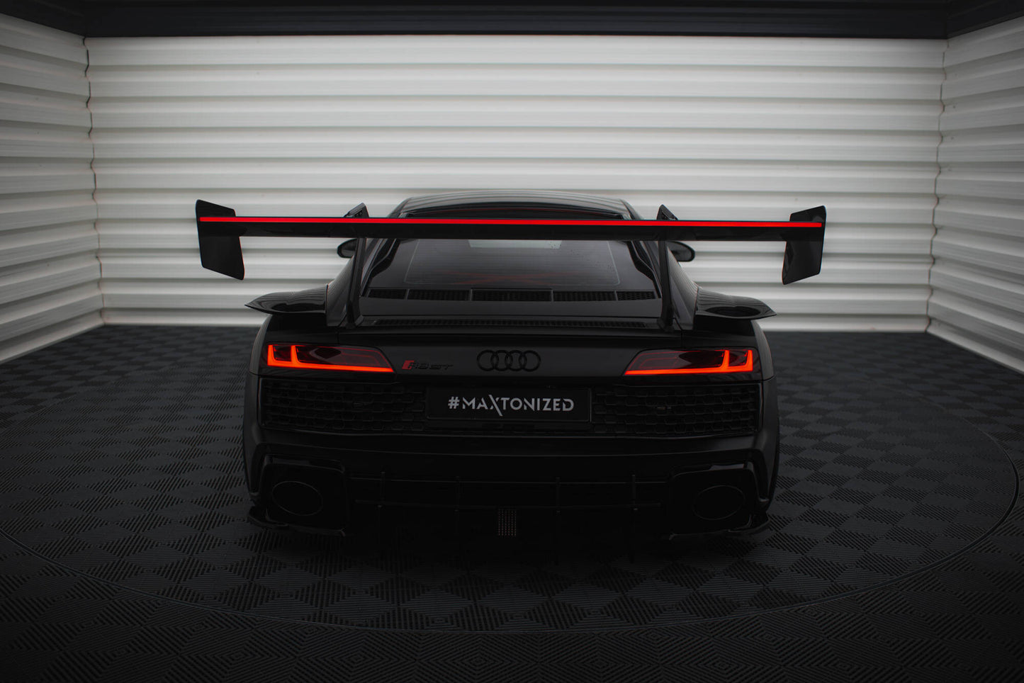 Carbon spoiler + led audi r8 mk2