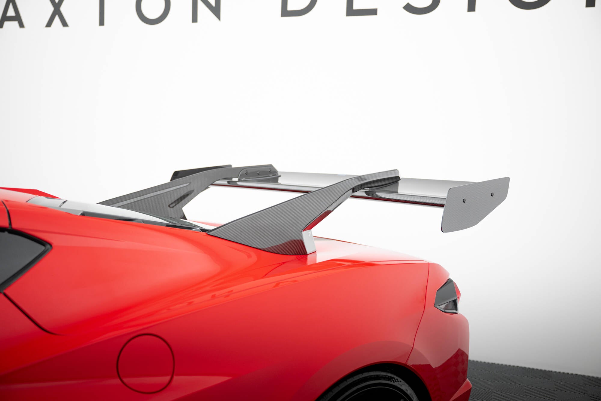 Carbon spoiler + led chevrolet corvette c8