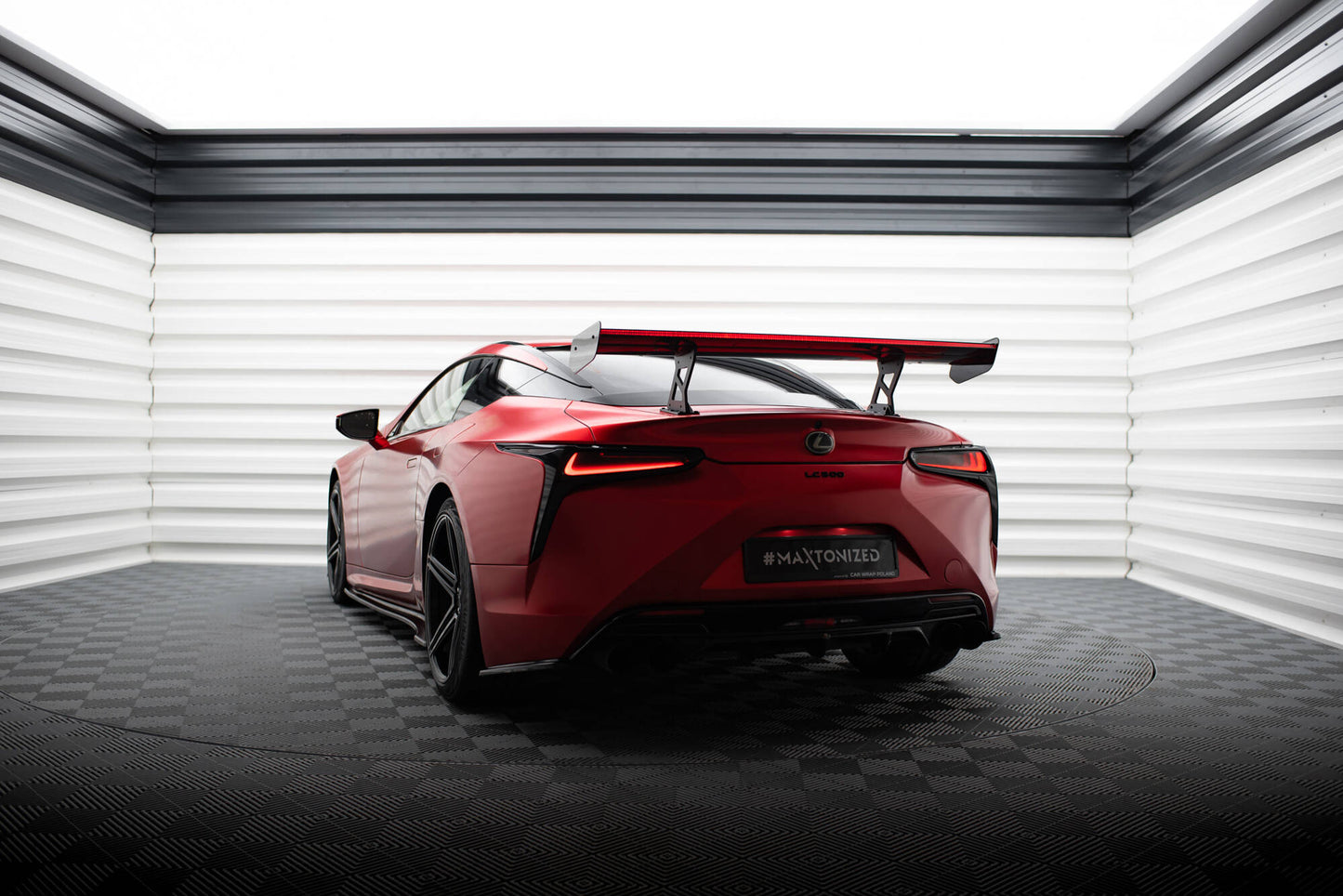Carbon spoiler + led lexus lc