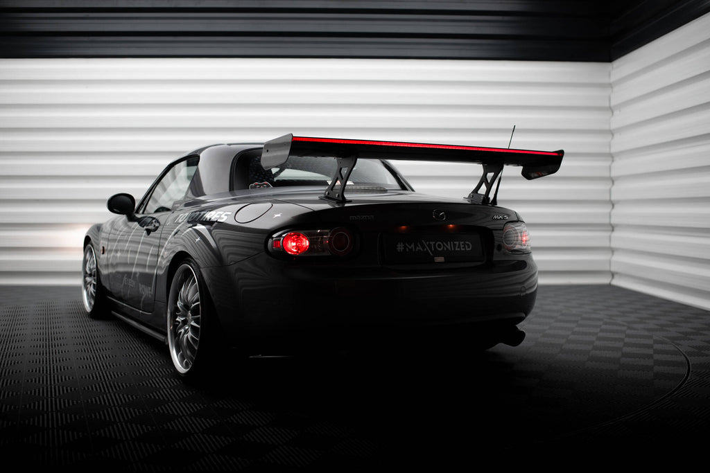 Hiilispoileri + LED Mazda MX5 Hardtop NC (MK3)