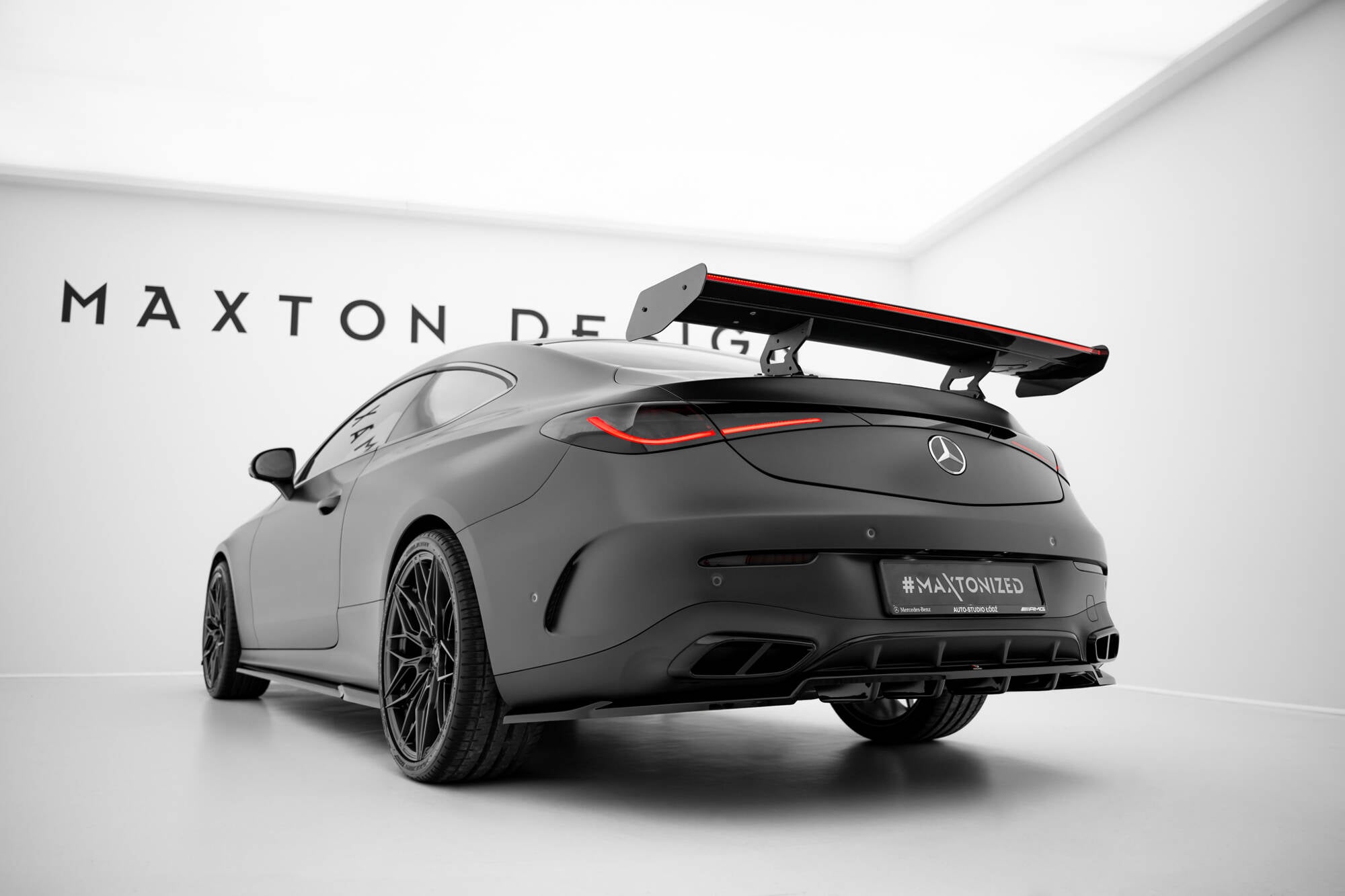 Carbon spoiler v.1 + led mercedes-benz cle amg-line c236