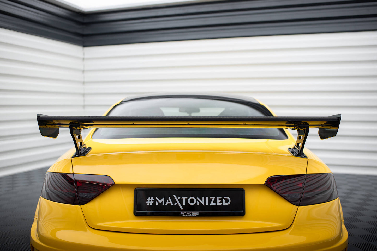 Carbon spoiler med eksterne parenteser lodrette Audi A5 Coupe 8t