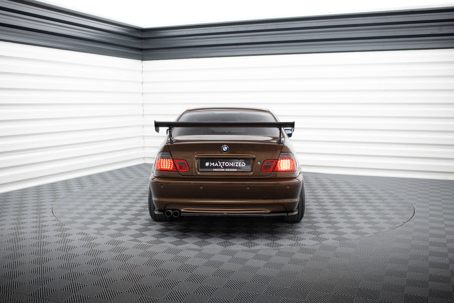 Carbon spoiler with external brackets uprights bmw 3 coupe e46