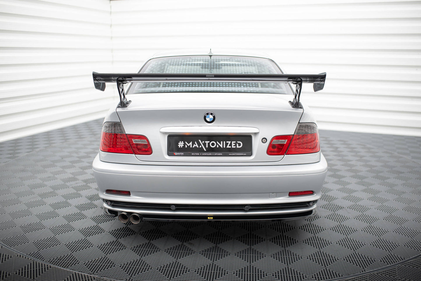 Carbon spoiler with external brackets uprights bmw 3 coupe e46