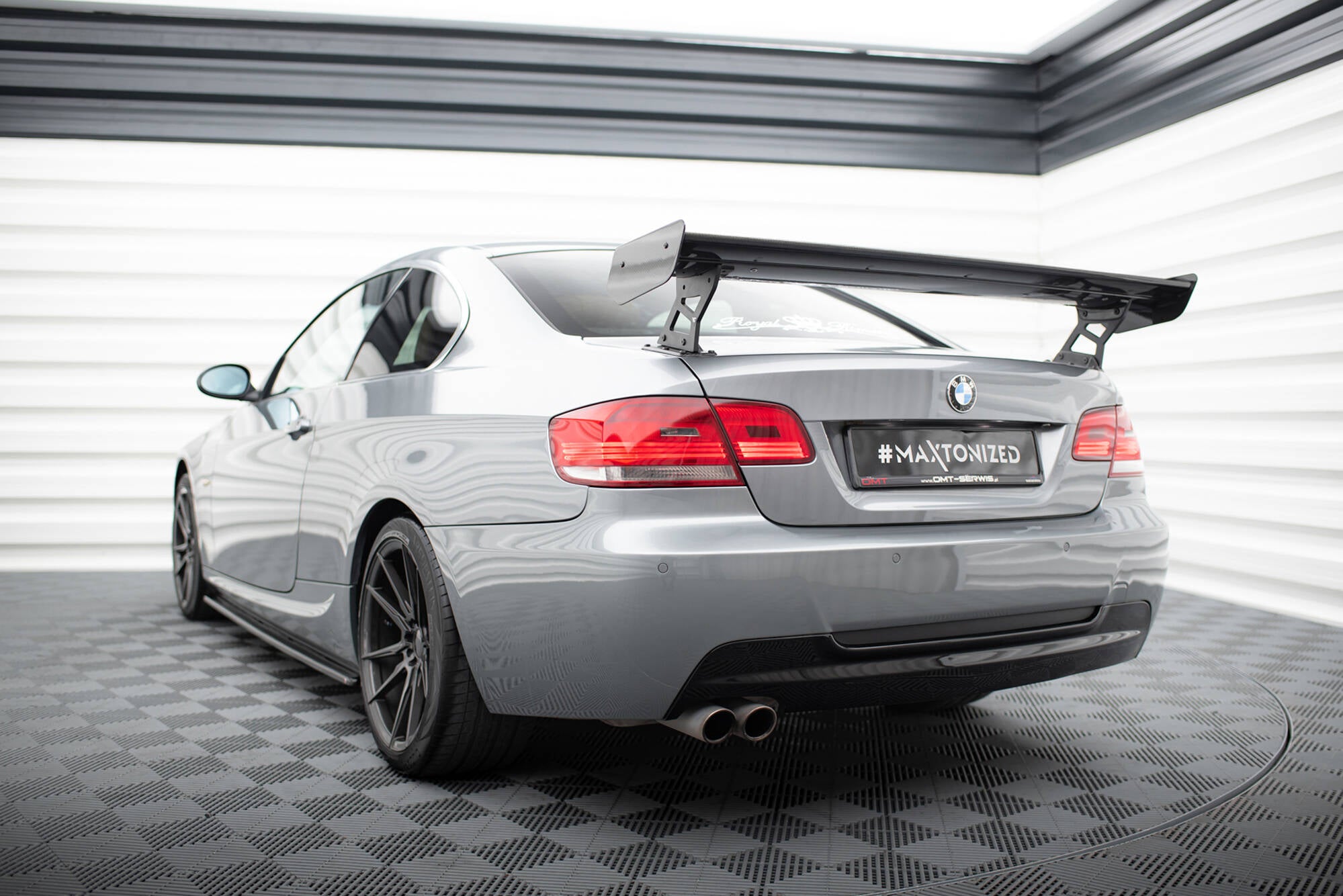 Carbon spoiler with external brackets uprights bmw 3 / m3 coupe e92