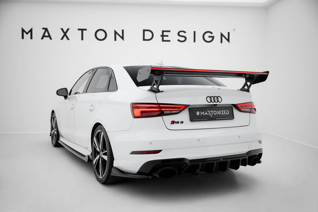 Hiilispoileri ulkoisilla kiinnikkeillä pystysuorat + LED Audi A3 / A3 S-Line / S3 / RS3 8V / 8V: n kasvojenkorotuksen jälkeen