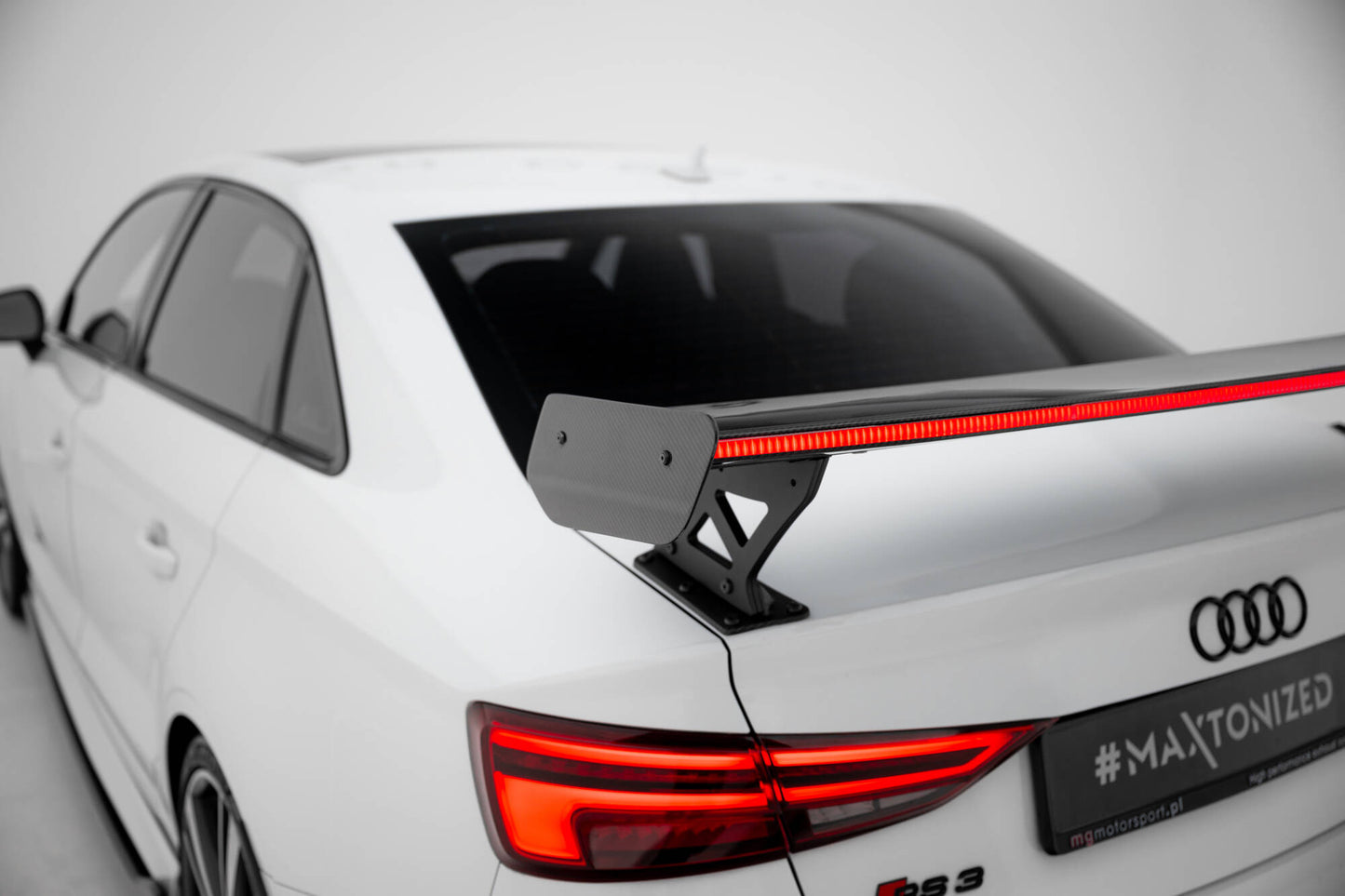 Carbon Spoiler with External Brackets Uprights + LED Audi A3 / A3 S-Line / S3 / RS3 since 8V / 8V facelift
