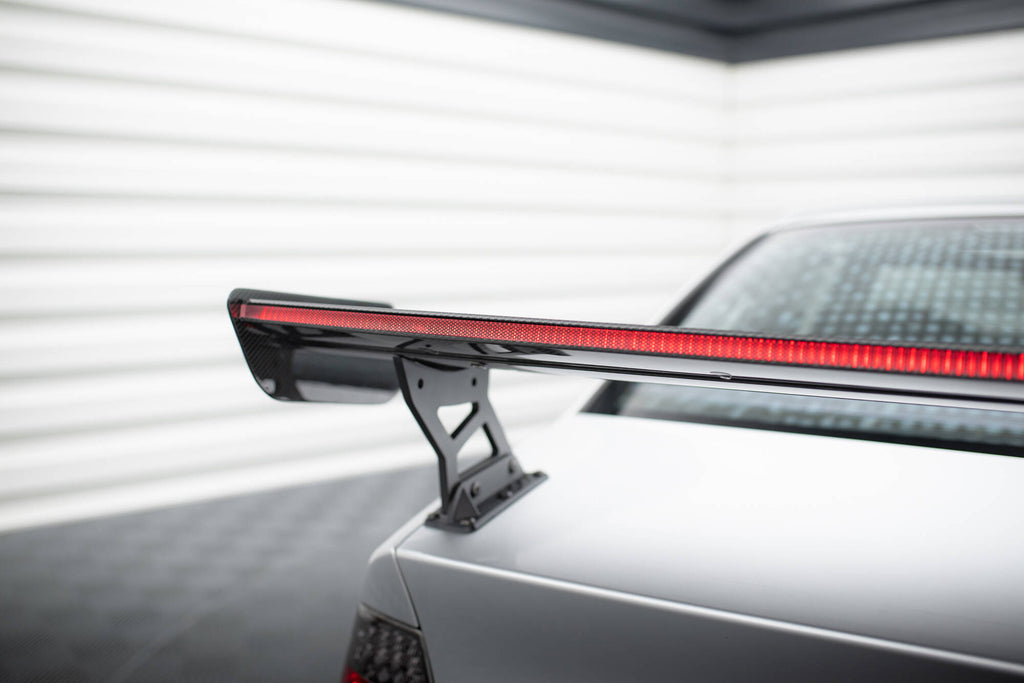 Carbon Spoiler med eksterne parenteser lodret + LED BMW 3 Coupe E46