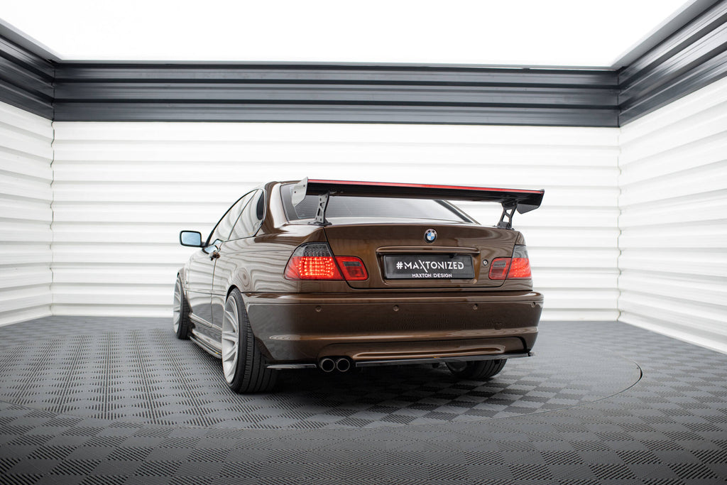 Carbon Spoiler med eksterne parenteser lodret + LED BMW 3 Coupe E46