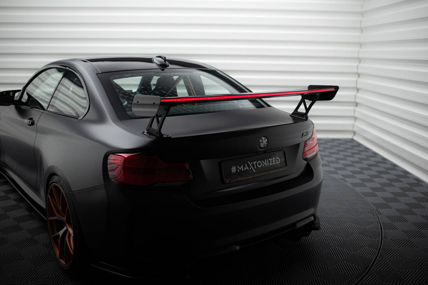 Carbon Spoiler with External Brackets Uprights + LED BMW M2 F87 / 2/2 M-Pack F22