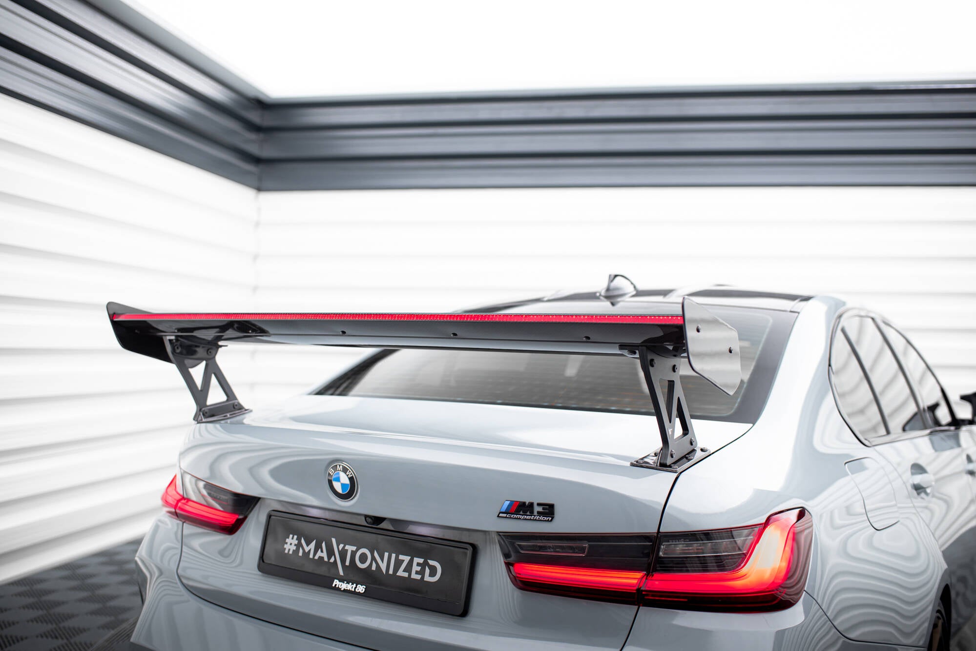 Carbon spoiler with external brackets uprights + led bmw m3 g80 / m340i g20 / 3 m-pack g20 / 3 standard g20