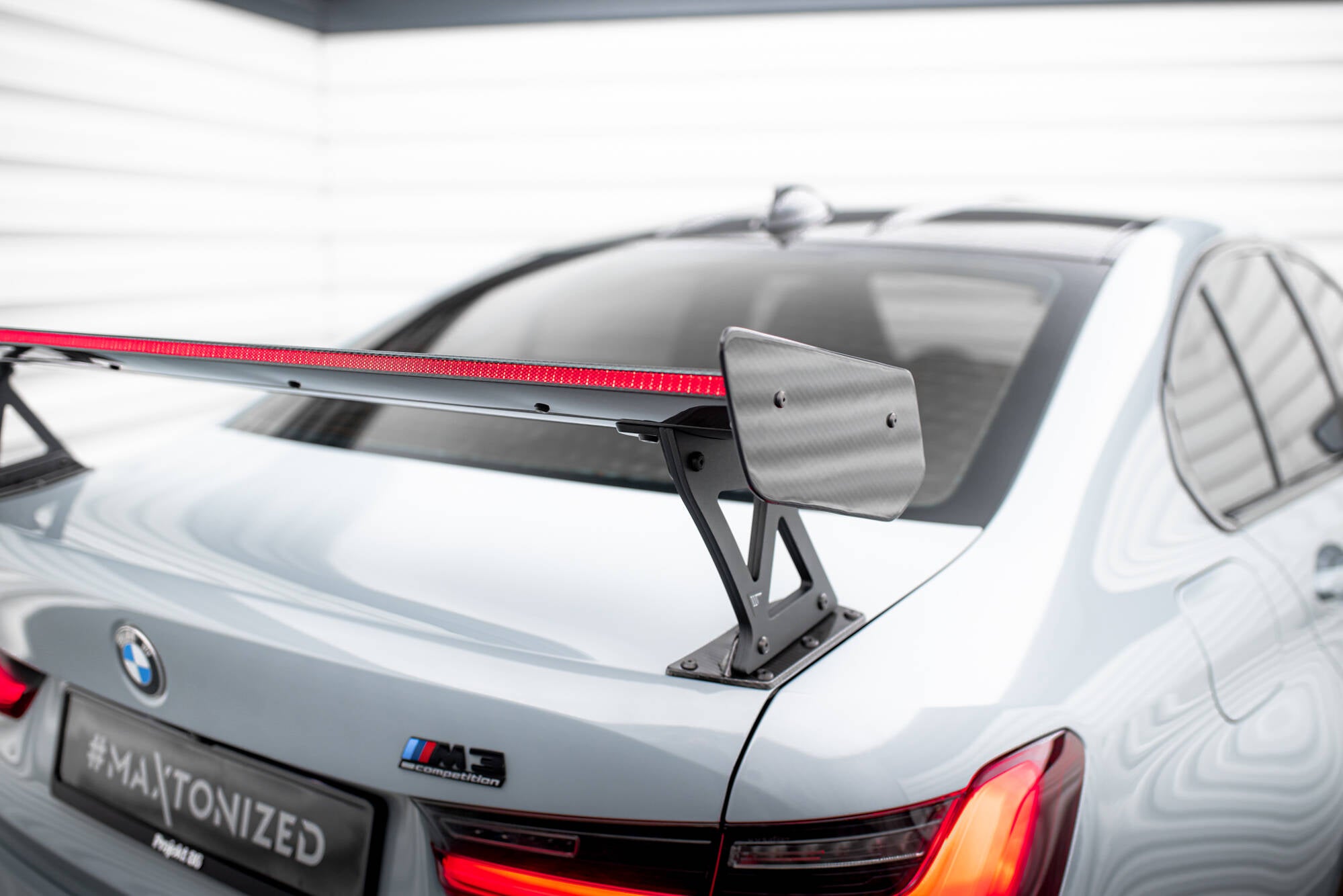 Carbon spoiler with external brackets uprights + led bmw m3 g80 / m340i g20 / 3 m-pack g20 / 3 standard g20