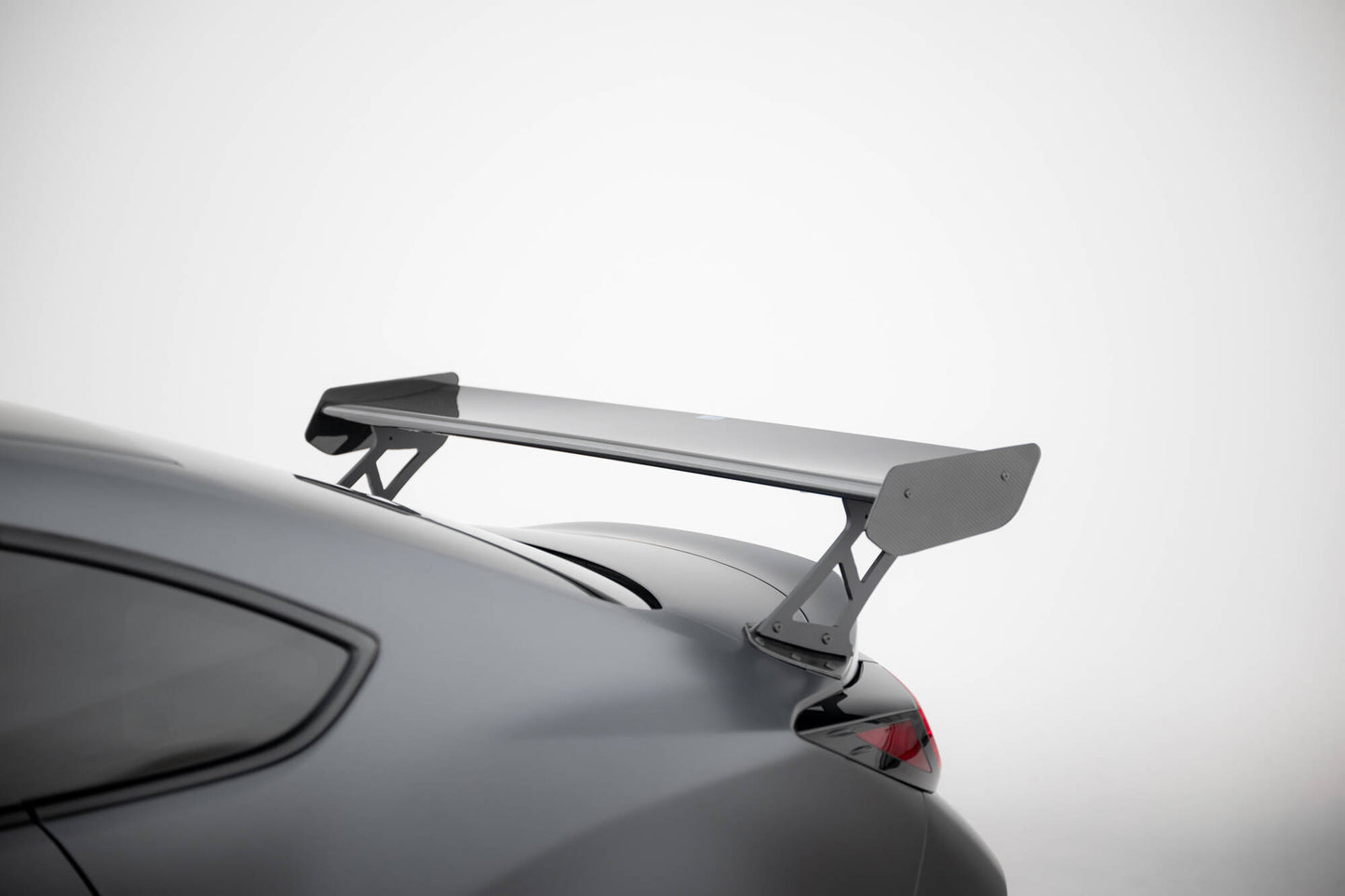 Carbon Spoiler with External Brackets Uprights + LED Toyota GR86 / Subaru BRZ MK2