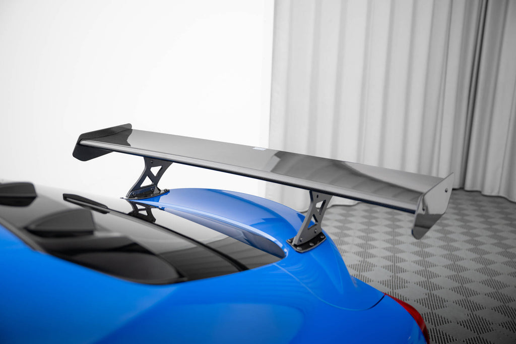 Hiilpoileri ulkoisilla suluilla upys toyota supra mk5