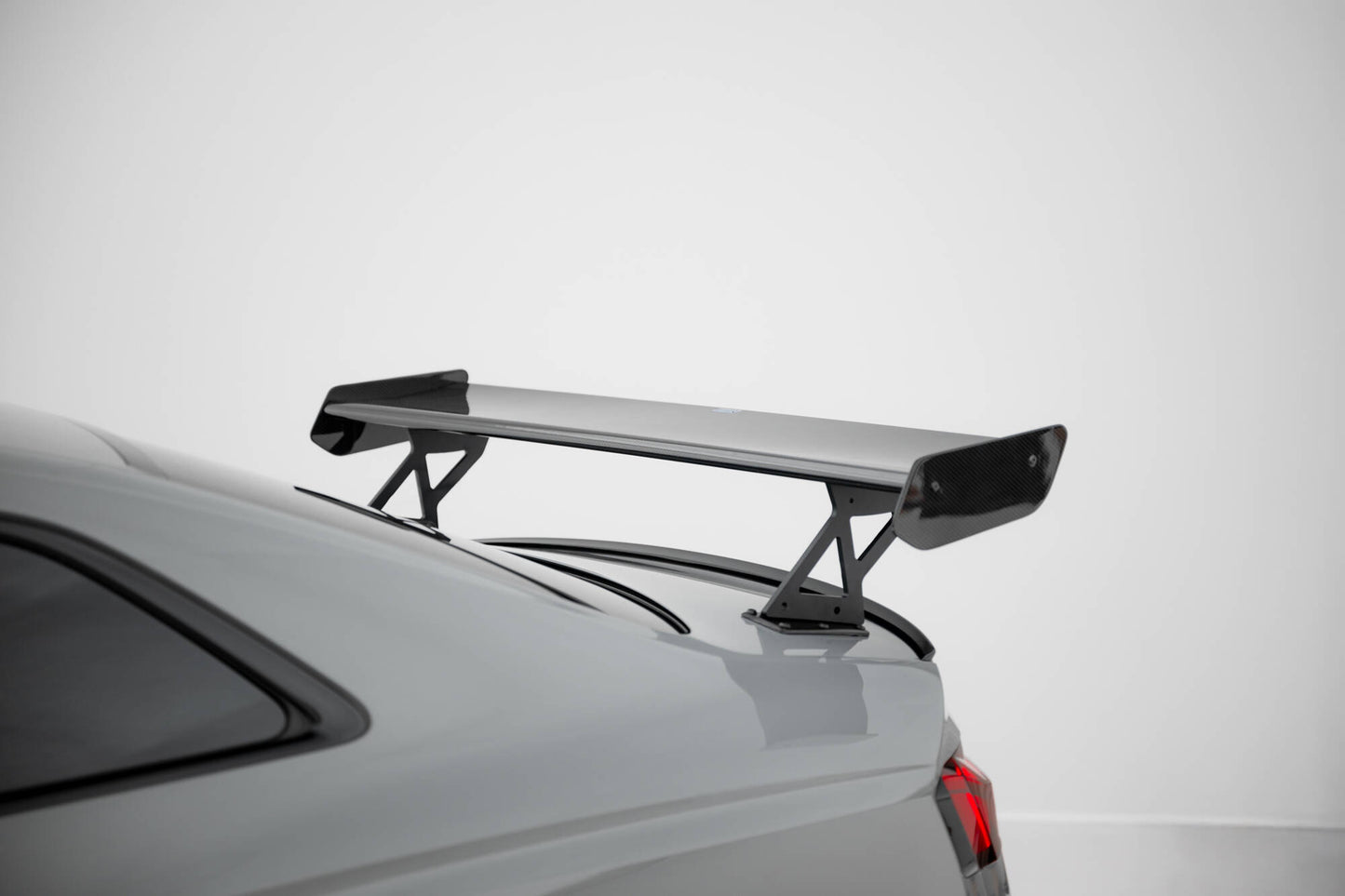 Carbon spoiler with external brackets uprights v.1 + led audi a5 / a5 s-line / s5 / rs5 coupe f5 / f5 facelift